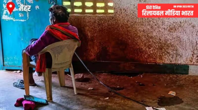 MP A teacher allegedly arrived at school drunk, stained the wall red by spitting out gutkha, defecated on the premises, and made a Brahmin student clean it up.